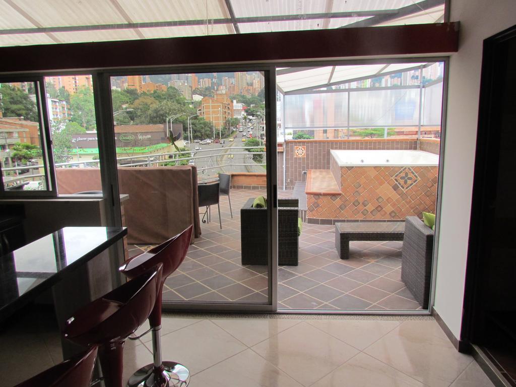 Calle 10 Suites Медельин Номер фото