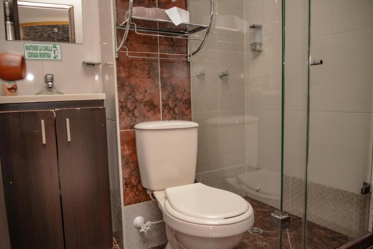 Calle 10 Suites Медельин Экстерьер фото