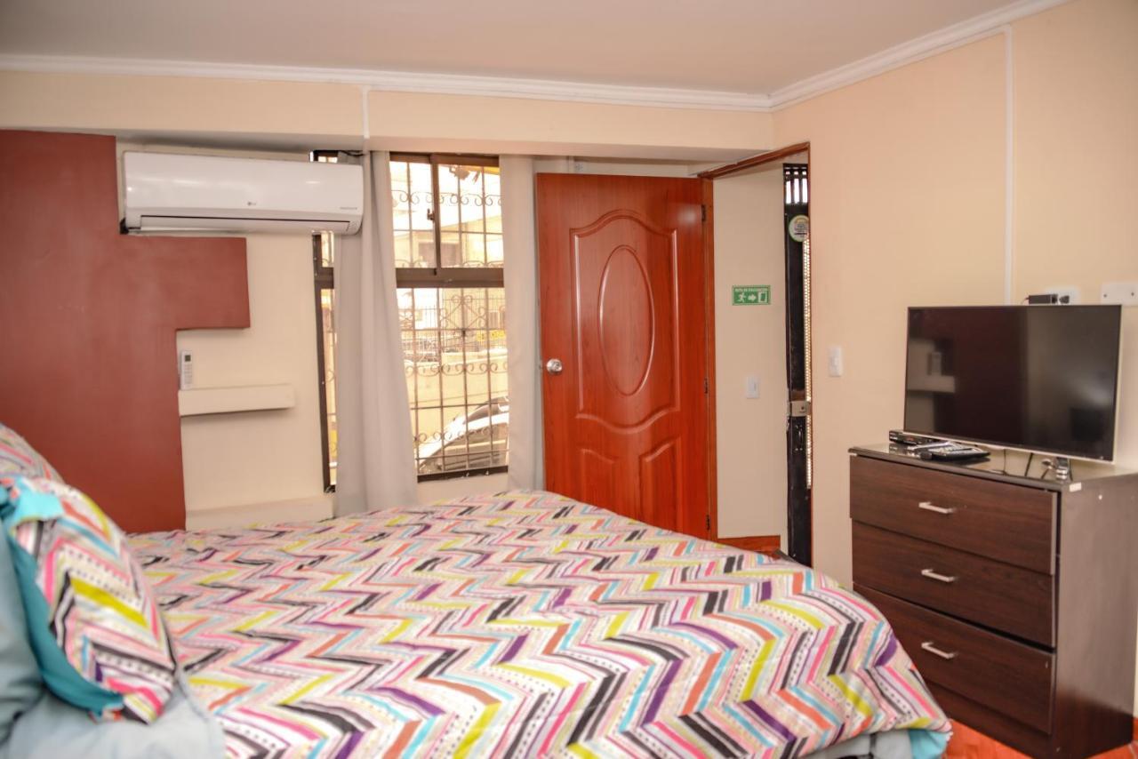 Calle 10 Suites Медельин Экстерьер фото