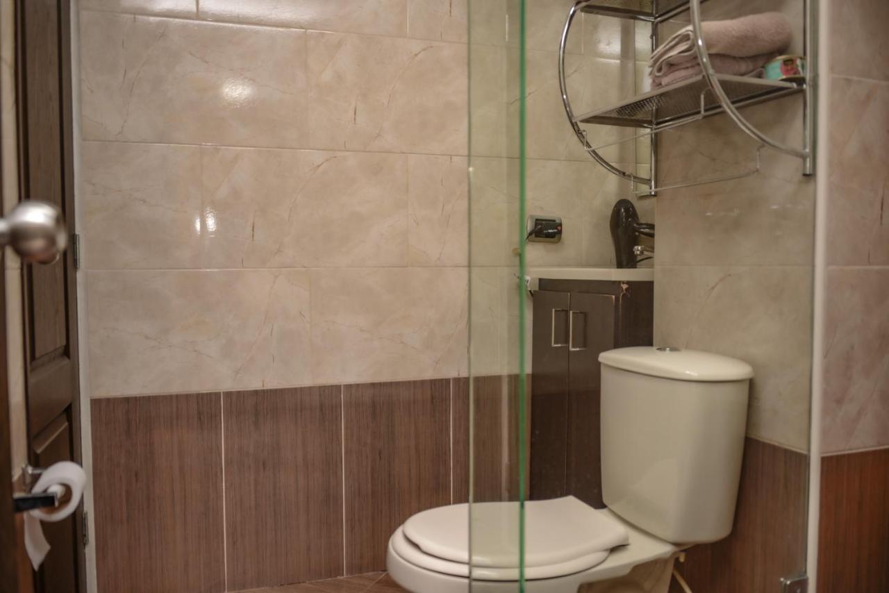 Calle 10 Suites Медельин Экстерьер фото