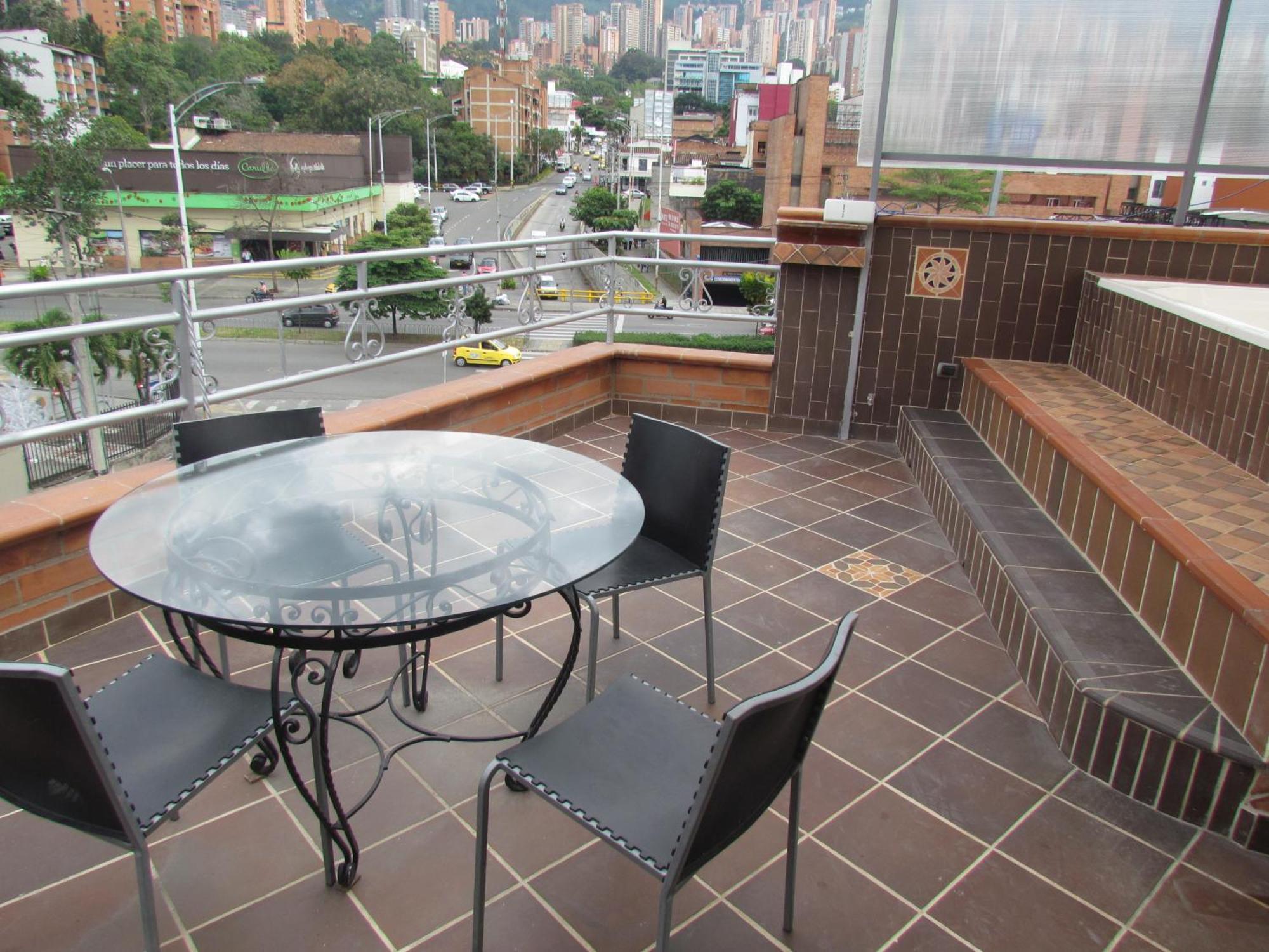 Calle 10 Suites Медельин Экстерьер фото